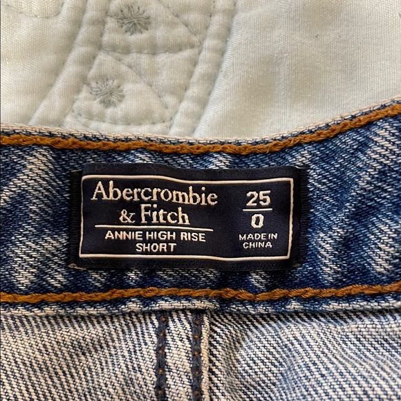 Abercrombie and Fitch studded denim shorts - Picture 3 of 3